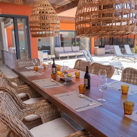 Privada De Lujo Con Piscina, Wabi Sabi * كوراليهو