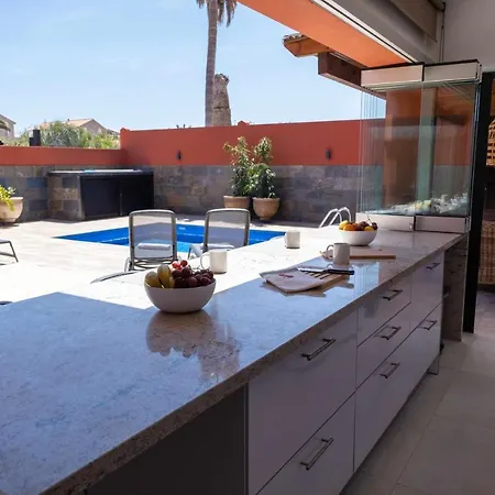 Privada De Lujo Con Piscina, Wabi Sabi Vila Corralejo